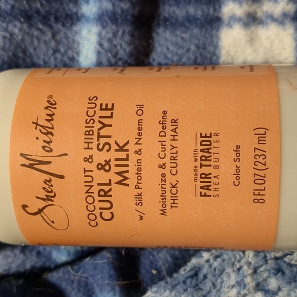 SHEA MOISTURE CURL & SHINE SHAMPOO CONDITIONER, SMOOTHIE, & STYLE MILK - Picture 5 of 9